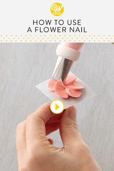 Watch and learn how to use a flower nail to help make buttercream flowers or layers of petals. The techniques in this video will help to create beautiful icing flowers to decorate all your cakes, cupcakes, and other desserts! #wiltoncakes #youtube #videos #tutorials #diy #baking #royalicing #buttercream #pipingtechniques #wiltontips #pipingflowers #cakeideas #cakedecorating #cookiedecorating #cakeideas #cookieideas #baking #decorating Cupcake Frosting Tips, Buttercream Flowers Tutorial, Frost Cupcakes, Cake Decorating Flowers, Frosting Flowers, Piping Flowers, Frosting Techniques, Cake Piping