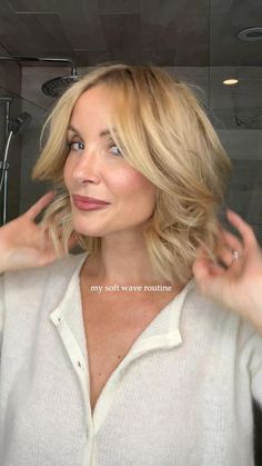 Bob Styling, Beachy Waves Tutorial, Dyson Airwrap, Nursing Tips, Beachy Waves, Product Recommendations, Bob Styles, Loose Curls