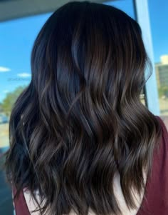 Highlights With Lowlights, Dark Brown Hair With Low Lights, Dark Brown Hair With Highlights, Short Dark Brown Hair, Cinnamon Hair, Hair With Highlights