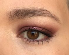 Purple Eyeshadow Looks, Emma Heming, Date Night Makeup, Wedding Makeup Tips, Fresh Makeup, Purple Eyeshadow, Makijaż Smokey Eye, Good Weekend, Bruce Willis