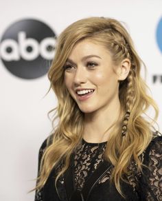 Side Ponytail, Katherine Mcnamara, Hair Dos, Gorgeous Hair, Bridesmaid Hair, Hair Hacks, Hair Tutorial