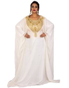 Beautiful 😉 Arabic A-line embroidered farasha dress White 👗 Order Online latest Embroidered Kaftan which are made up from best quality fabrics with latest styles from our large collections at https://bit.ly/3eafqPe Shop Now : https://bit.ly/33qyR3Z Buy online @ $70 #ladieskaftans #modernkaftandress #traditionalkaftan #dubaikaftandressesforsale #elegantkaftan #arabicattire #caftan Moroccan Abaya, Wedding Gown Beach, Farasha Abaya, Kids Kaftan, Embroidered Kaftan, Beach Wedding Gown, Hand Embroidery Dress, Moroccan Kaftan, Net Lehenga