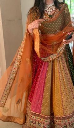 Indian Fits, Punjabi Dresses, Desi Clothing, Desi Art, Desi Fits, Desi Aesthetics, India Shopping, Desi Jokes