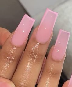 Short Soft Pink Nails, Pink Nails Black Women, Pink Acrylic Nails Short, Acrylic Nails Short, Long Acrylic Nail Designs, Colored Acrylic Nails, French Tip Acrylic Nails, Short Square Acrylic Nails