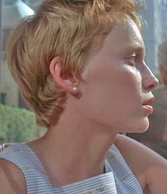 Mia Farrow, Roman Polanski, Dream Hair, Mode Inspo, Pixie Hairstyles, Hairstyles Haircuts, Pixie Haircut, Perm, Cut And Color