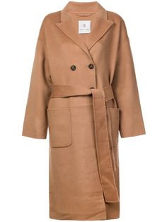 camel brown wool-cashmere blend peak lapels drop shoulder long sleeves double-breasted button fastening belt loops belted waist two front patch pockets straight hem below-knee length Chanel Combat Boots, Patent Leather Leggings, White Turtleneck, Winter Trends, Anine Bing, Shearling Coat, Double Breasted Coat, Van Cleef Arpels, Sweater Making