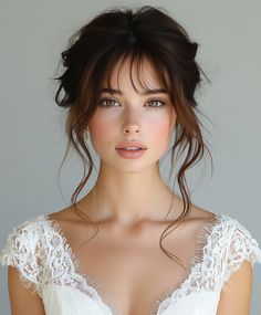 Wedding Hairstyles Half Up Medium Bangs: Chic Loose Waves Style Loose Bridal Hairstyles, Bridal Hairstyles For Dark Hair, Wedding Hair Styles For Round Faces, Bride Hair With Headband, Bridal Updo With Bangs, Bangs Wedding Hair, Bridal Hair With Bangs, Wedding Hair With Bangs, Wedding Hairstyles With Bangs