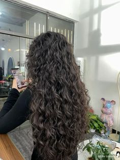 Healthy Long Curly Hair Vision Board, Perm Hair Aesthetic, Brown Long Curly Hair Aesthetic, Layered Hair Wavy Curly, Long Soft Curly Hair, Long Curly Healthy Hair Aesthetic, Healthy Hair Aesthetic Wavy, Healthy Wavy Hair Aesthetic Vision Board, Healthy Hair Care Aesthetic