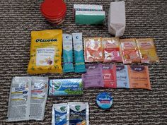 Sick Care Package For Girlfriend, Winter Homeless Care Package, Sick Gift Basket, Care Package Ideas For Sick, Cold Care Package, Homeless Care Package Blessing Bags, Care Packages For Sick Friends, Sick Care Package, Travel Care Package