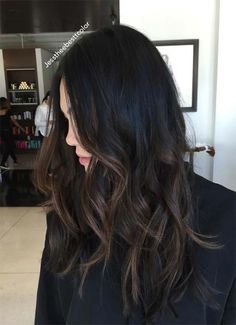 Black Hair Balayage, Hair Color Chocolate, Brunette Balayage Hair, Hair Inspo Color, Hair Color For Black Hair, Brown Hair Colors, Brunette Hair