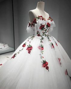 White Charro Quinceanera Dresses, Mexican 15 Dresses, Quinceanera Dresses Floral, Quinceanera Charro, Aramex Delivery, Charro Quinceanera, Charro Quinceanera Dresses, Flower Prom Dress, Hot Prom Dress