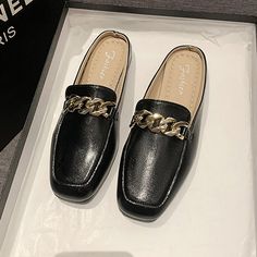 Heel height: Flats Material: pu Imported Product measurements:35(US4):Foot length 8.8 in36(US5):Foot length 9 in37(US6):Foot length 9.2 in38(US7):Foot length 9.4 in39(US8):Foot length 9.6 in40(US9):Foot length 9.8 in Black Slip-on Mules With Metal Feet, Black Mules With Metal Feet And Round Toe, Elegant Faux Leather Slip-ons With Round Toe, Chic Faux Leather Loafers With Round Toe, Faux Leather Round Toe Mules For Office, Faux Leather Mules With Round Toe For Office, Chic Faux Leather Flat Loafers, Office Faux Leather Mules With Round Toe, Flat Loafers