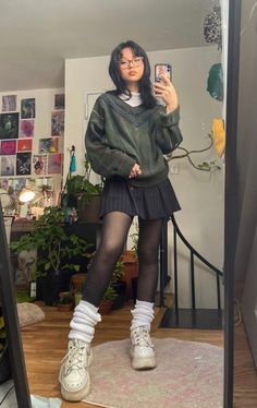 Moda Grunge, Look Grunge, 일본 패션, Swaggy Outfits, Alternative Outfits, A Mirror, 가을 패션, Edgy Outfits