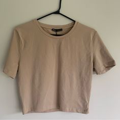 Zara Nwt Cropped Top Beige Tan Neutral Shirt L Large Fitted Slim Beige T-shirt For Spring Workwear, Fitted Beige Plain Top, Basic Short Sleeve Crop Top For Day Out, Beige Cotton Crew Neck Crop Top, Beige Short Sleeve Plain Tops, Casual T-shirt In Neutral Color For Spring, Beige Crew Neck T-shirt For Day Out, Casual Neutral T-shirt For Spring, Casual Cropped Tops For Workwear