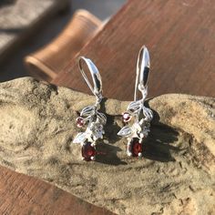 Handmade Sterling Silver Red garnet Natural art dangle earrings Elegant Cranberry Garnet Jewelry, Elegant Silver Garnet Earrings, Silver Garnet Earrings For Formal Occasions, Formal Dangle Garnet Earrings, Formal Garnet Dangle Earrings, Silver Garnet Dangle Earrings, Silver Garnet Drop Earrings, Modernist Ring, Art Ring