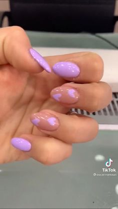 Short Nails Ideas Purple Aesthetic, Uñas Aesthetic 2022, Purple Heart Nails, Spring Nail Ideas 2023, Purple Short Nails, Spring Nail Ideas, Purple Acrylic Nails, Nails Nude, Purple Nail