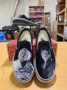 Especially for Back To The Future fans! Custom made just for you. Your shoes will ship within 5 business days of your order!Please be sure of your size - no returns for incorrect sized ordered. Custom Harry Potter Vans Slip On, Black Slip On Vans, White Slip On Vans, Custom Vans Shoes, Custom Kicks, Black Converse, Custom Vans, School Shoes, Black Slip Ons