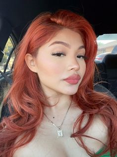 Copper Hair With Red Undertones, Outfits With Ginger Hair, Ginger Hair With Red Highlights, Orange Copper Hair Color, Pink And Burgundy Hair, Copper Hair On Latinas, Dyed Ginger Hair, Honey Red Hair, Ginger Hair Dyed