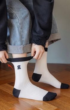 Take elegant steps with our black and white striped crew socks. Perfectly designed for comfort and style.
#anklesocks #socks#crewsocks #socks#DetailsMatter #FashionDetails #CuteAnkleSocks
#minimalstyle #neutraloutfit #anotheroutfitpost #style #whatiwore #outfitoftheday #simplicity #minimalchic #simplestyle #autumnstyle #streetstyle #minimalstreetstyle #neutrals #frenchgirldaily #lestyleàlafrançaise #FashionFinds Minimal Street Style