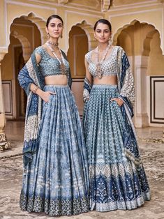 Bridesmaid Outfits, Eastern Fashion, Printed Lehenga, Anita Dongre, Traditional Indian Dress, Indian Lehenga