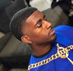 Waves 🌊 Different Types Of Haircuts, Types Of Haircuts, Black Man Haircut Fade, 360 Waves Hair, Waves Hairstyle Men, Men Fade Haircut Short, High And Tight Haircut, Black Boys Haircuts, Black Men Haircut