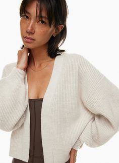 UNWIND WAIST CARDIGAN - Open-front merino wool cardigan Wedding Sweatshirts, Half Cardigan, Easy Shape, Merino Wool Cardigan, Merino Wool Yarn, Fully Fashioned, Poplin Dress, Women's Sweaters, Cool Sweaters