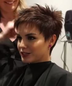 Obličejové Masky, Choppy Pixie, Funky Short Hair, Spiky Hair, Short Hair Pixie Cuts