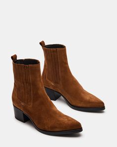 Brown Booties Outfit, Boots For Women Ankle, Boots Men Outfit, Nyc Fits, Women's Booties, Booties Outfit, Chelsea Boots Men, Brown Booties, Frye Boots