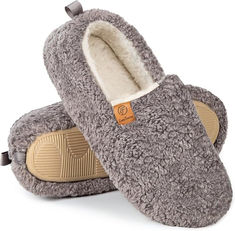 Fuzzy Slippers, House Shoes, Polar Fleece, House Slippers, Purple Grey, Easy Wear, Memory Foam, Blue And Purple, Casual Shoes