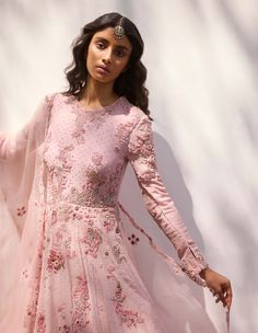 Embrace elegance in this pastel pink chiffon kamdani anarkali, featuring delicate thread embroidery. Complete with an organza dupatta, this ensemble exudes timeless charm and sophistication, perfect for any special occasion. Pastel Pink Anarkali, Chiffon Anarkali, Pink Anarkali, Tuxedo Accessories, Beach Wedding Guests, Summer Bride, Summer Wedding Guests, Beach Bride, Pink Chiffon