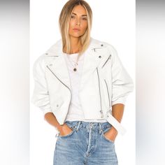 Nwt Lamarque Motorbike Jacket In White. It Is A Quality Piece You Can Wear For A Lifetime. Nonsmoker White Biker Jacket Outfit, White Leather Jacket Outfit, Biker Jacket Outfit, Cream Leather Jacket, Leather Garments, Short Leather Jacket, Motorbike Jackets, White Leather Jacket, Leather Jacket Outfits