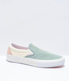 Vans Slip On Pro, Light Pink Heels, Friend Ideas, White Shoulder Bags, Blue Antique, Vans Logo, Vans Slip On, Pink Heels, Ely