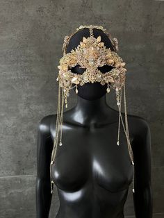 Masquerade Headpiece, Masquerade Mask Ideas, Masquerade Aesthetic, Crystal Mask, Real Fairy, Gold Masquerade Mask, Headpiece Diy, Festival Outfits Rave, Gold Headpiece