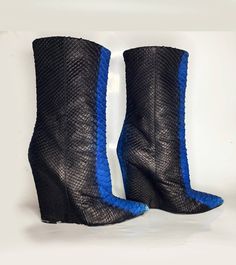 Giuseppe Zanotti Black Blue Platform Faux Snake Skin Calf Boots Size: 37 IT  Condition: good Chic Blue High Ankle Heeled Boots, Blue Fitted Ankle Heeled Boots, Fitted Blue Ankle Heeled Boots, Blue Leather Heeled Boots For Winter, Fitted Blue Ankle Boots, Blue High Heel Winter Boots, Blue High Heel Boots For Winter, Blue High Heeled Boots For Winter, Blue Leather High Ankle Heeled Boots