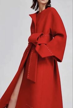 Solid Color Dress, Long Sleeves Coats, Red Coat, Moda Vintage, Fashion Pattern, Looks Style, Looks Vintage, Coat Fashion, Sleeve Designs