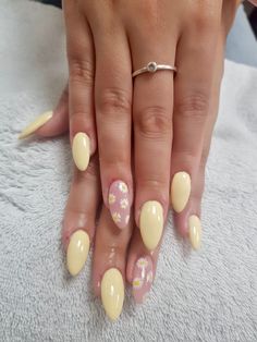 Unghie Sfumate, Spring Acrylic Nails, Daisy Nails, Colorful Nails, Yellow Nails, Pretty Acrylic Nails, Floral Nails