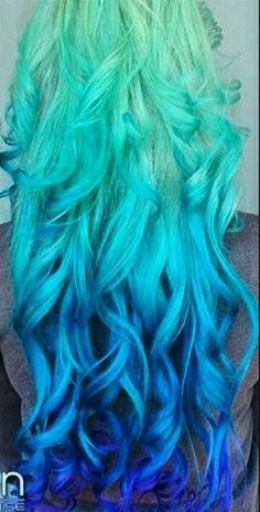 Green blue ombre pastel dyed hair Ombre Hair Light To Dark, Dark Blue Hair Ombre, Blue Hair Ombre, Dark Hair Ideas, Hair Color Dark Blue, Hair Goals Color, Hair Color Crazy