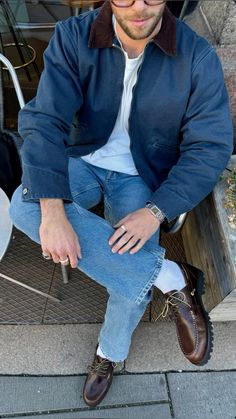 Outfit Informal, Denim Outfit Men, Casual Trendy Outfits, Carhartt Jackets, Mens Fashion Classic, Mens Outfit Inspiration, Mens Fashion Streetwear, Mood Board Fashion