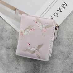 Main Material: PUOrigin: CN(Origin)Wallet Length: ShortItem Weight: 80gLining Material: Synthetic LeatherItem Height: 10cmMaterial Composition: PUPattern Type: Animal PrintsStyle: FashionModel Number: walletInterior: Zipper PouchtInterior: Coin PocketInterior: Passcard PocketInterior: Note CompartmentInterior: Photo HolderInterior: Card HolderItem Width: 2cmGender: WOMENItem Length: 11.5cmItem Type: WalletClosure Type: Zipper HaspWallets: Mini WalletsDecoration: Cartoon PrintingStyle: Women's wa Bird Purse, Zipper Coin Purse, Pink Gift Box, Cards Holder, Clutches For Women, Women Wallet, Red Purses, Red Gift, Coin Wallet