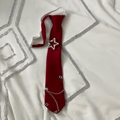 Costume Red Tie With Star. Clip On Tie. Never Used. Black Suit White Shirt Red Tie, Ties Aesthetic, Orla Gartland, Piano Photoshoot, Mcu Shifting, Billie Concert, Outfit With Tie, Skz Concert, Shein Accessories