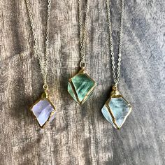 Flora Necklace, 2022 Jewelry, Raw Fluorite, Jewelry Beauty, Raw Stone Earring, Fluorite Necklace, Metaphysical Jewelry, Raw Stone Necklace, Raw Gemstone Jewelry