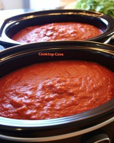 Freezer Spaghetti, Slow Cooker Tomato Sauce, Freezer Spaghetti Sauce, Cooktop Cove, Slow Cooker Kitchen, Slow Cooker Pasta, Chicken Cacciatore, Tomato Basil Soup, Sausage And Peppers