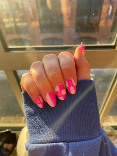 acrylic nail design with light pink and hot pink checkerboard patterns Pink Checkered Nail Designs, Pink Graphic Nails, Boycott Boring Nails Bre Sheppard, Pink And Orange Checkered Nails, Hot Pink Checkered Nails, Summer Nails Checkered, Chequered Nails, Pink Fun Nails, Graphic Nail Designs