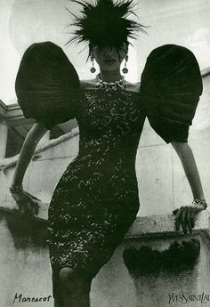 1982 Yves Saint Laurent. Anna Bayle photo by Helmut Newton. Filipino Fashion, Sophisticated Lady, Fashion 1980s, Black Elegance, Pictures Of Anna, Glam Slam, Helmut Newton, 90s Supermodels