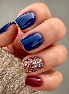 Maroon And Navy Nail Ideas, Navy Nails Fall, Tri Color Nails, Dark Blue And Red Nails, Navy And Burgundy Nails, Burgundy And Navy Nails, Fall Nails Navy Blue, Colorado Avalanche Nails, January Nail Colors Dip