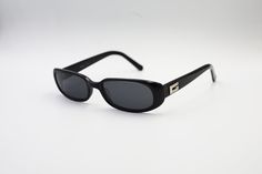 Gucci GG2452S 2YE 51□18 135 Vintage Sunglasses Condition: High Color: Black  We send the products with quality glasses cases or the product's original case. We also ship with our store's cleaning cloth. Gucci Vintage Sunglasses, Vintage Gucci Sunglasses, Glasses Cases, Gucci Vintage, Gucci Sunglasses, Vintage Sunglasses, Glasses Case, Sunglasses Vintage, Eyewear Sunglasses