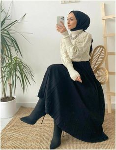 Winter Hijab Outfits Casual, Hijab Outfits Casual, Casual Long Skirts, Winter Hijab Outfits, Winter Hijab, Rok Outfit