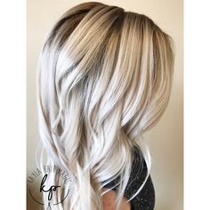 Pearl Blonde, Blond Girl, Balayage Hair Dark, Hair Dark, Bob Haircut For Fine Hair, Icy Blonde, Peinados Fáciles Para Cabello Corto