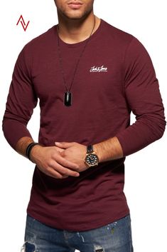 Men's longsleeve by Jack & Jones Casual basic style with trendy long oversize fit and round hem Easy to coordinate with denims and trainers Fit: Regular Neckline: O-neck Regular size Great material and workmanship Brand: Jack & Jones Material: 100% Cotton #jackandjones #jackjones #longsleeve #longsleevesoutfit #menlongsleeves #longsleevescasual #oversize #longshirt #oneck #roundhem #cotton #jackandjonestshirt #portroyale Mens Tops