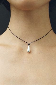 Droplet Choker Pearl Drop Necklace, Sophie Buhai, Art Jewelry Contemporary, Art Nouveau Jewelry, Black Chain, Fine Earrings, Jewelry Inspo, Minimalist Necklace, Cute Jewelry